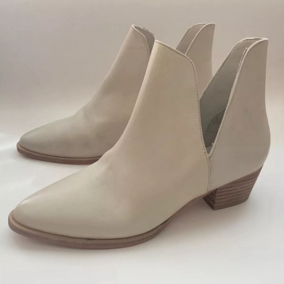 Free People Charm Double V Ankle Boots Cream/Tan Size 38/7.5 - Picture 5 of 7